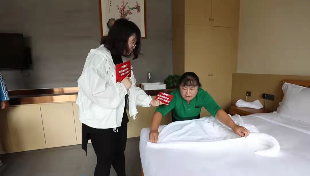 探访“网红”梁家庄村：发展精品民宿实现美丽蝶变
